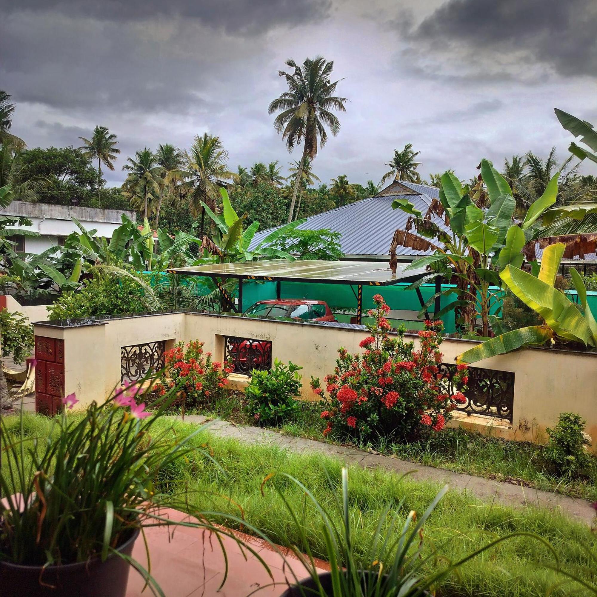 The Ixora - A Boutique Homestay Варкала Екстер'єр фото